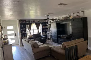 200 33rd St, Mineral Wells, TX 76067 - Photo 5