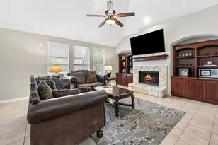 1301 Bramble Ln, Mansfield, TX 76063 - Photo 13