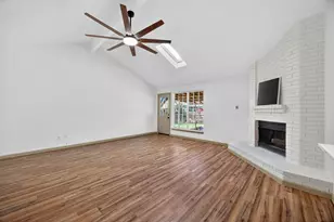 2409 Springridge Dr, Arlington, TX 76014 - Photo 5