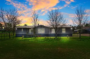 1718 Recreation Road 3, Bonham, TX 75418 - Photo 33