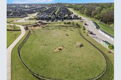 316 Village Creek Drive, McKinney, TX 75071 - Photo 35