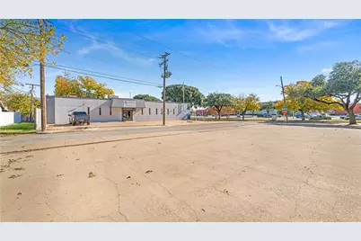 4059 Bryan Avenue #100, Fort Worth, TX 76110 - Photo 17