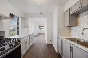 3827 Vineyard Dr, Dallas, TX 75212 - Photo 7