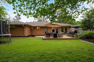 309 Countryside Dr, Irving, TX 75062 - Photo 23