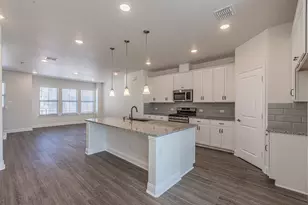 124 Peach Orchard Ln, Euless, TX 76040 - Photo 13