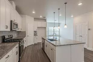 124 Peach Orchard Ln, Euless, TX 76040 - Photo 17