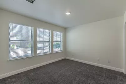 124 Peach Orchard Lane, Euless, TX 76040 - Photo 3