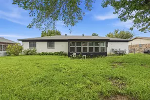 1015 Keller Ave, Benbrook, TX 76126 - Photo 25
