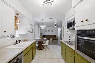 1015 Keller Ave, Benbrook, TX 76126 - Photo 17