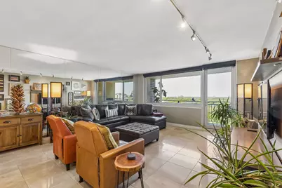 3883 Turtle Creek Boulevard #1616, Dallas, TX 75219 - Photo 3