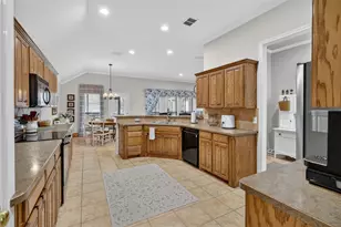 11005 Castle Oak Ln, Fort Worth, TX 76108 - Photo 7