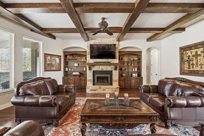 8900 Augusta Drive, Granbury, TX 76049 - Photo 9