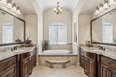 8900 Augusta Drive, Granbury, TX 76049 - Photo 25