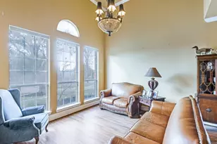 1505 Kingsbrook Cir, McKinney, TX 75072 - Photo 7