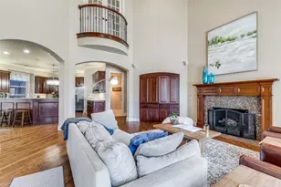 5704 Eastman Dr, Plano, TX 75093 - Photo 11