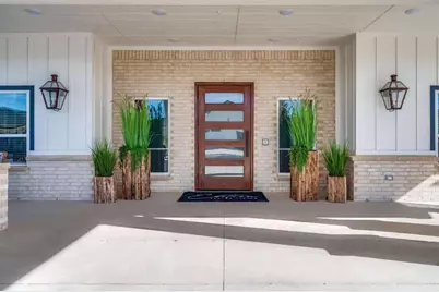 820 W McLeroy Boulevard #2004, Saginaw, TX 76179 - Photo 3