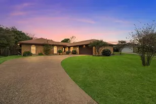 6408 Welch Ave, Fort Worth, TX 76133 - Photo 1