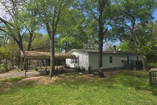 134 Grissom Dr, Gun Barrel City, TX 75156 - Photo 9