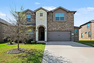 613 Dunster Ln, Saginaw, TX 76131 - Photo 1