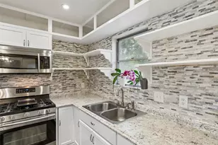 500 E Bovell St, Crowley, TX 76036 - Photo 7