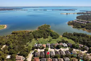 904 Lake Bluff Dr, Lake Dallas, TX 75065 - Photo 1