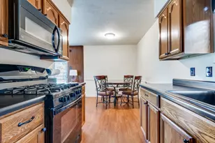 2413 Cheyenne St, Irving, TX 75062 - Photo 11