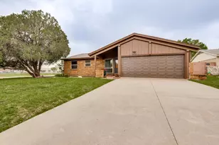 2413 Cheyenne St, Irving, TX 75062 - Photo 1