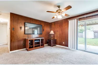 2413 Cheyenne Street, Irving, TX 75062 - Photo 5