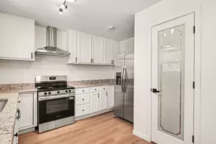 772 Hampshire Dr, Burleson, TX 76028 - Photo 9