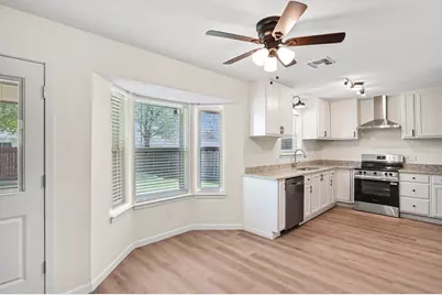 772 Hampshire Drive, Burleson, TX 76028 - Photo 7