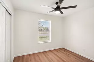 772 Hampshire Dr, Burleson, TX 76028 - Photo 17