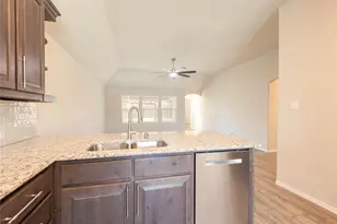 717 Long Iron Dr, Fort Worth, TX 76108 - Photo 7