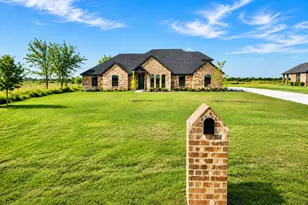 1165 Deerfield Dr, Wills Point, TX 75169 - Photo 1