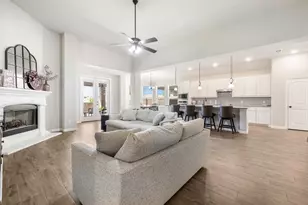 1652 Spur Ledge Ct, Weatherford, TX 76087 - Photo 11