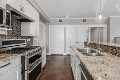 1320 May Street #100, Fort Worth, TX 76104 - Photo 15