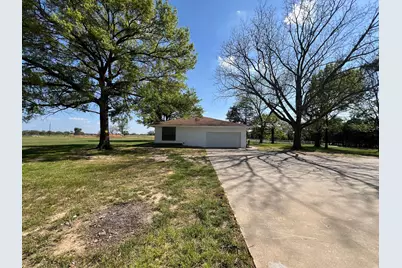 8740 County Road 2403, Tool, TX 75143 - Photo 3