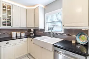 649 Northlake Dr, Dallas, TX 75218 - Photo 9