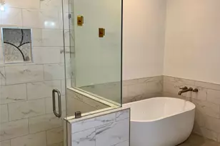 2817 Steepleridge Cir, Granbury, TX 76048 - Photo 11