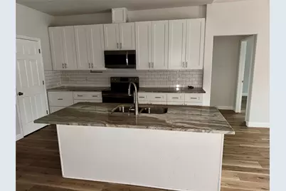 2817 Steepleridge Circle, Granbury, TX 76048 - Photo 3