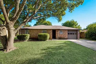 120 E Milas Lane, Glenn Heights, TX 75154 - Photo 1