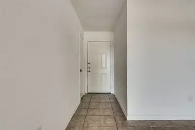 120 E Milas Lane, Glenn Heights, TX 75154 - Photo 3