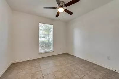 120 E Milas Lane, Glenn Heights, TX 75154 - Photo 11