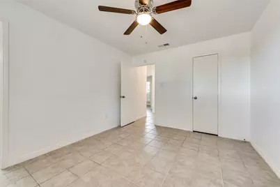 120 E Milas Lane, Glenn Heights, TX 75154 - Photo 15