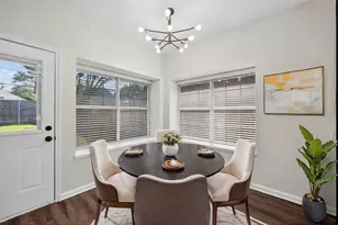 2306 Edinburgh St, Arlington, TX 76018 - Photo 11