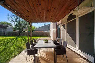 2306 Edinburgh St, Arlington, TX 76018 - Photo 35