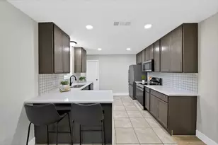 1213 Walker Dr, Hurst, TX 76053 - Photo 7