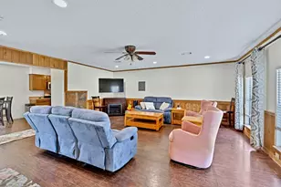 1010 Bolivar St, Sanger, TX 76266 - Photo 13