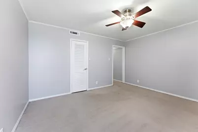 558 E Avenue J #D, Grand Prairie, TX 75050 - Photo 25