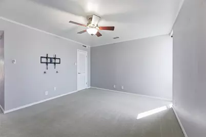 558 E Avenue J #D, Grand Prairie, TX 75050 - Photo 19