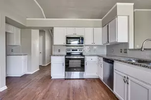 1113 Harvest Hill Ln, Lancaster, TX 75146 - Photo 11